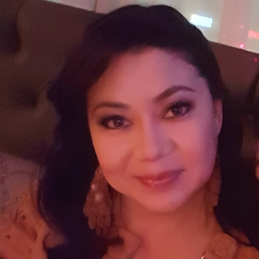 Meet your Posher, Evelyn